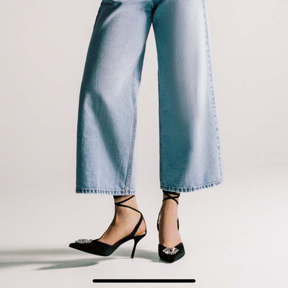 Zara embellished tied pumps - Picture 2 of 10